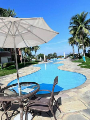 Apartamento 2 suítes em frente praia de camboinhas